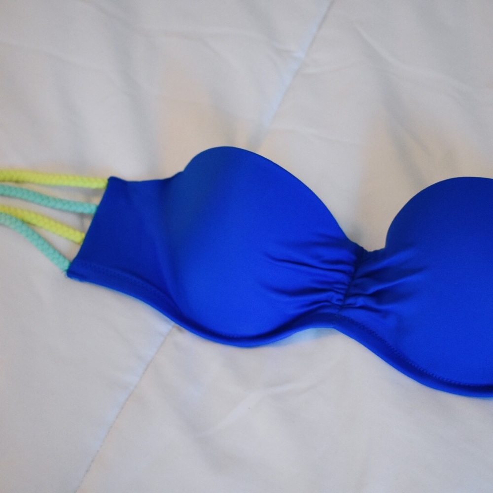 Victoria’s Secret strapless bathing suit top